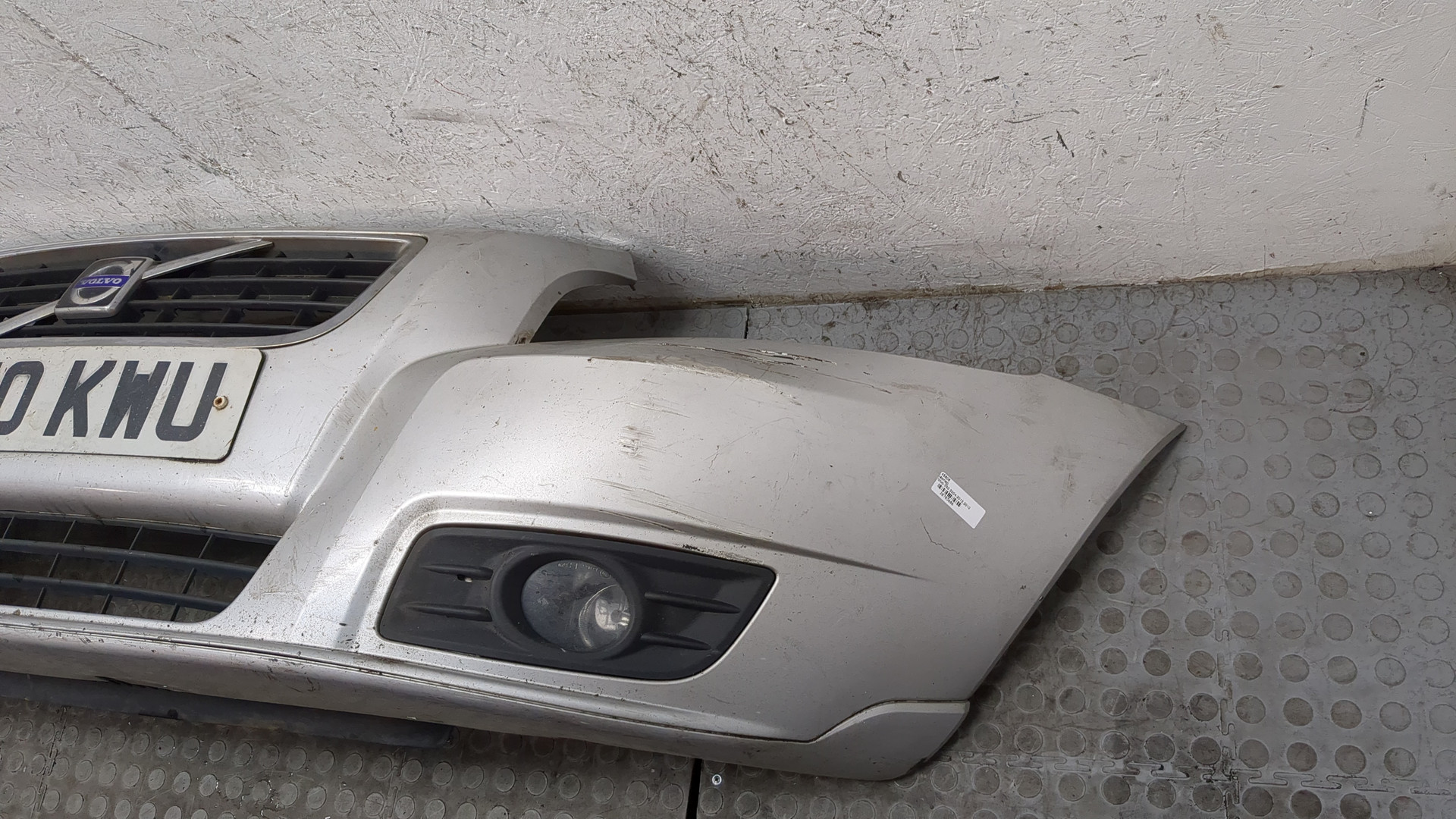 Бампер передний