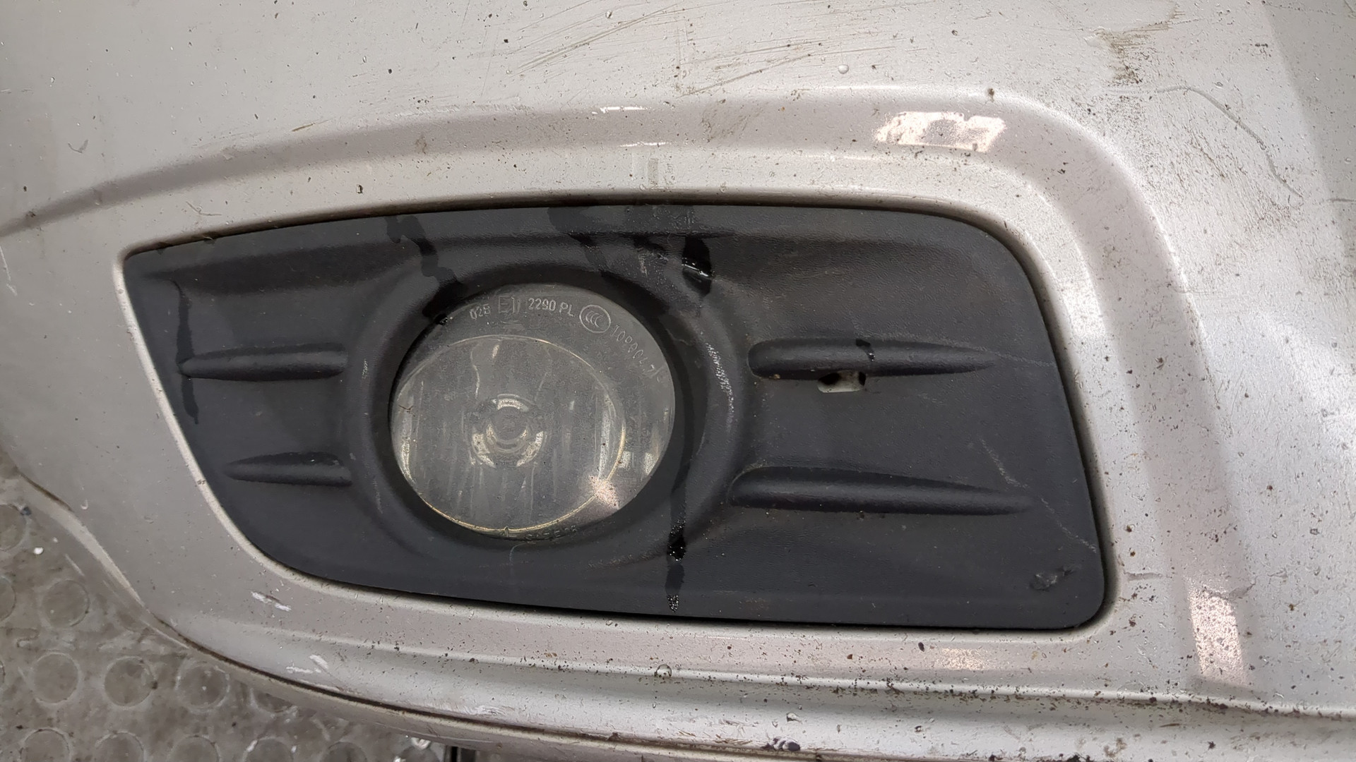 Бампер передний