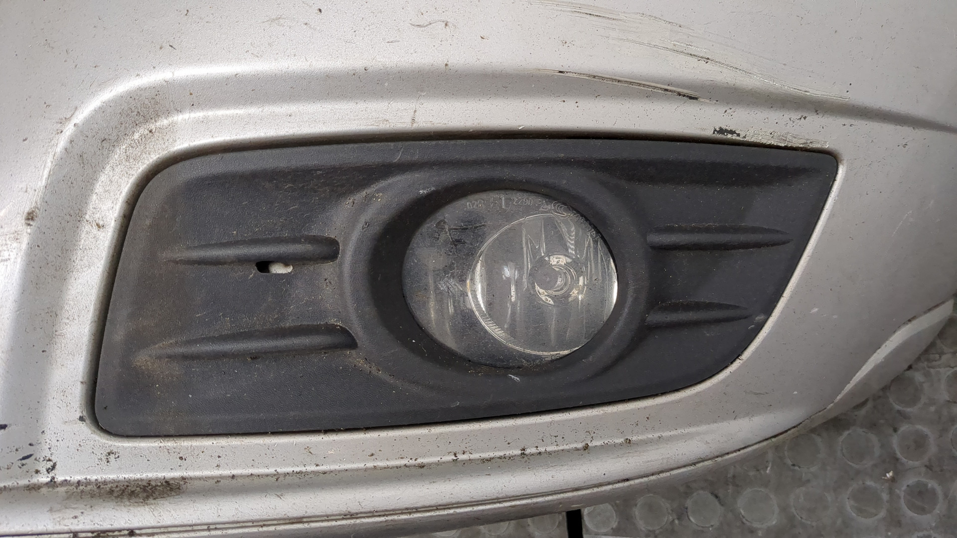 Бампер передний