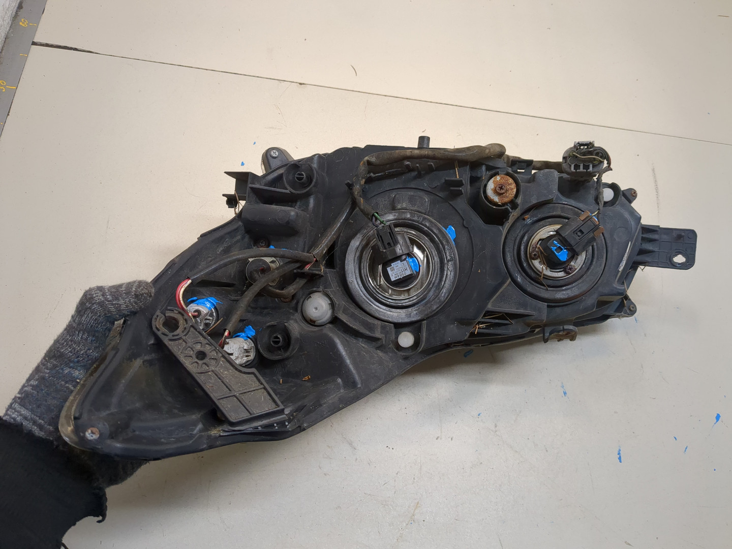 Фара правая