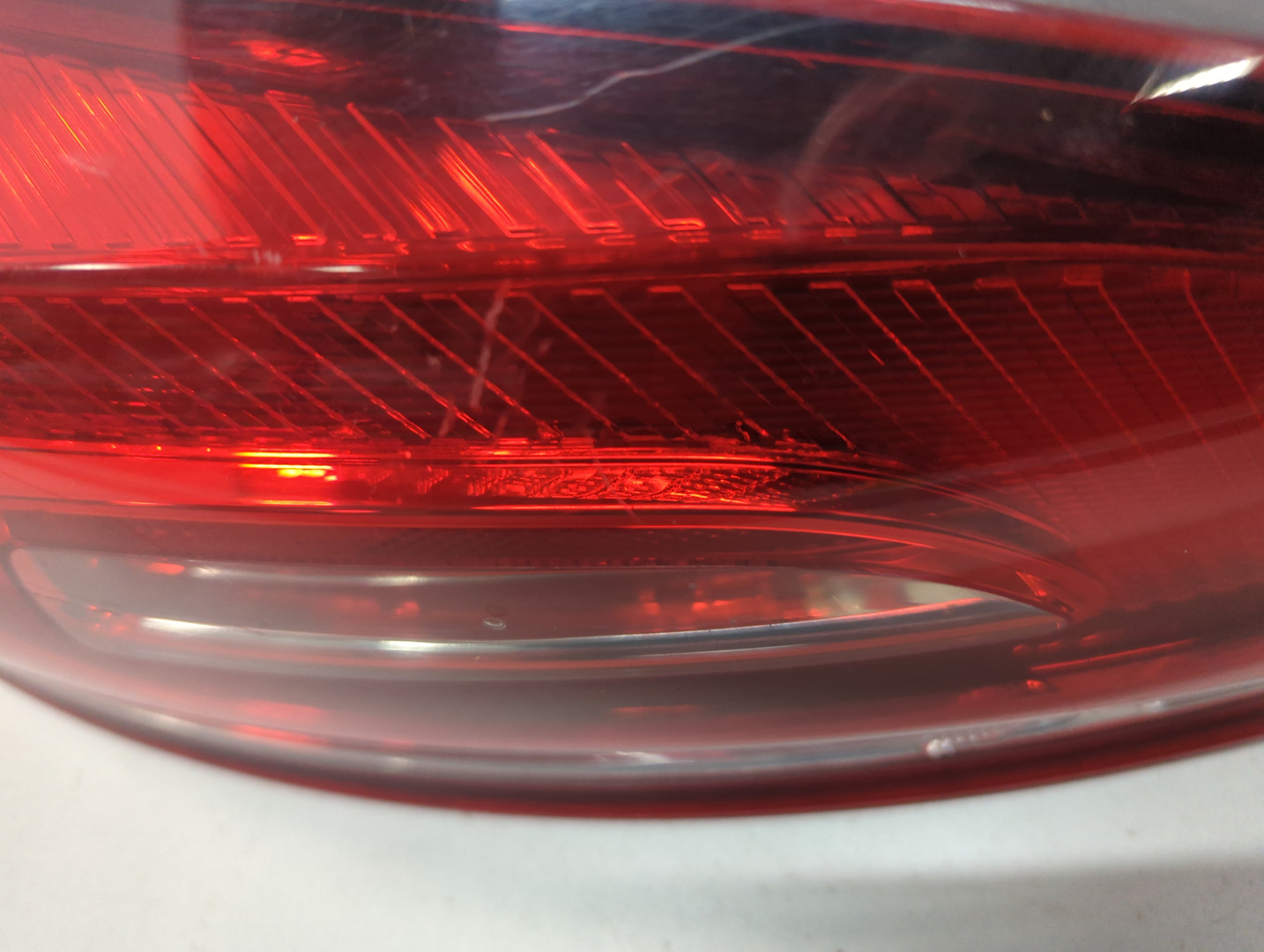 Фонарь задний левый