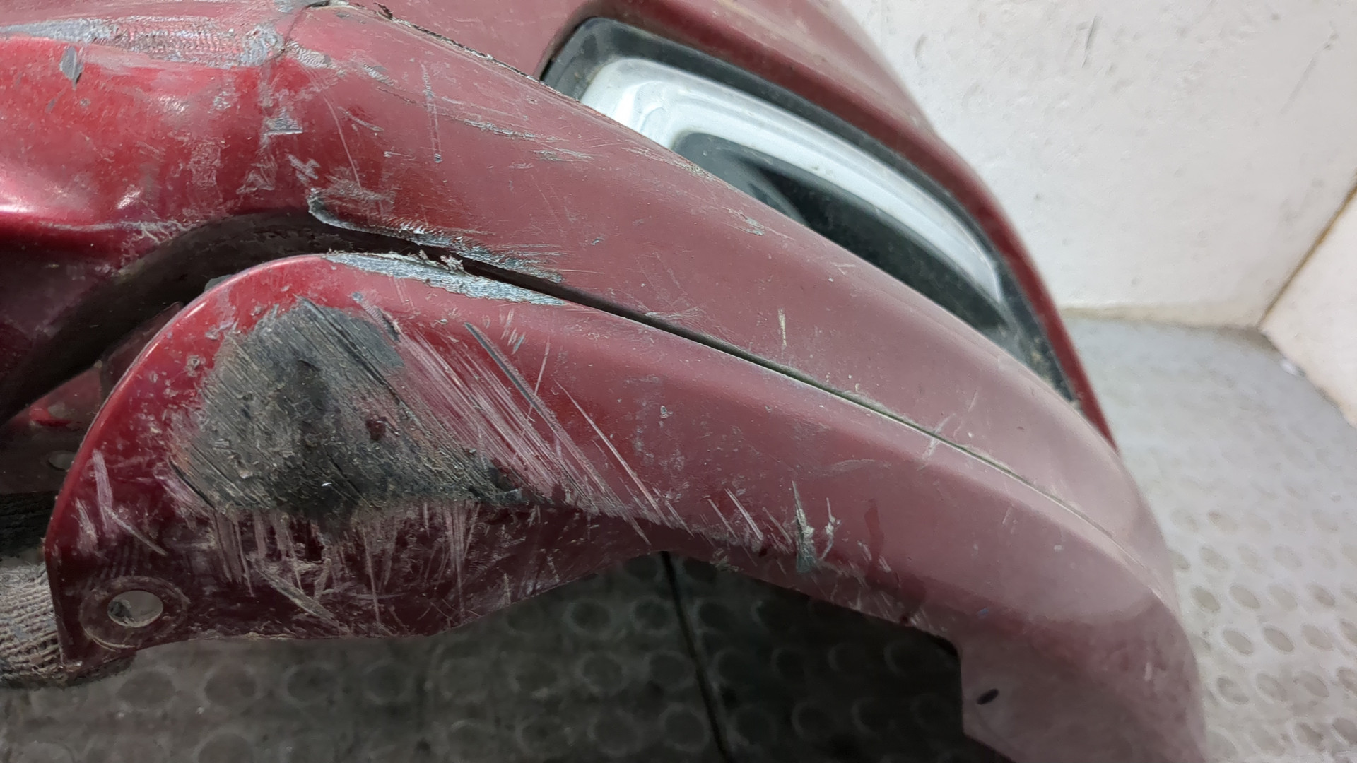 Бампер передний