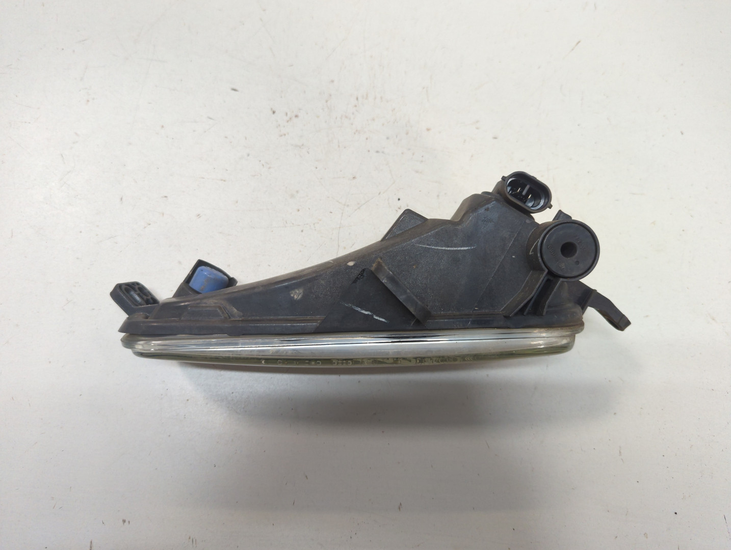 Фара противотуманная правая