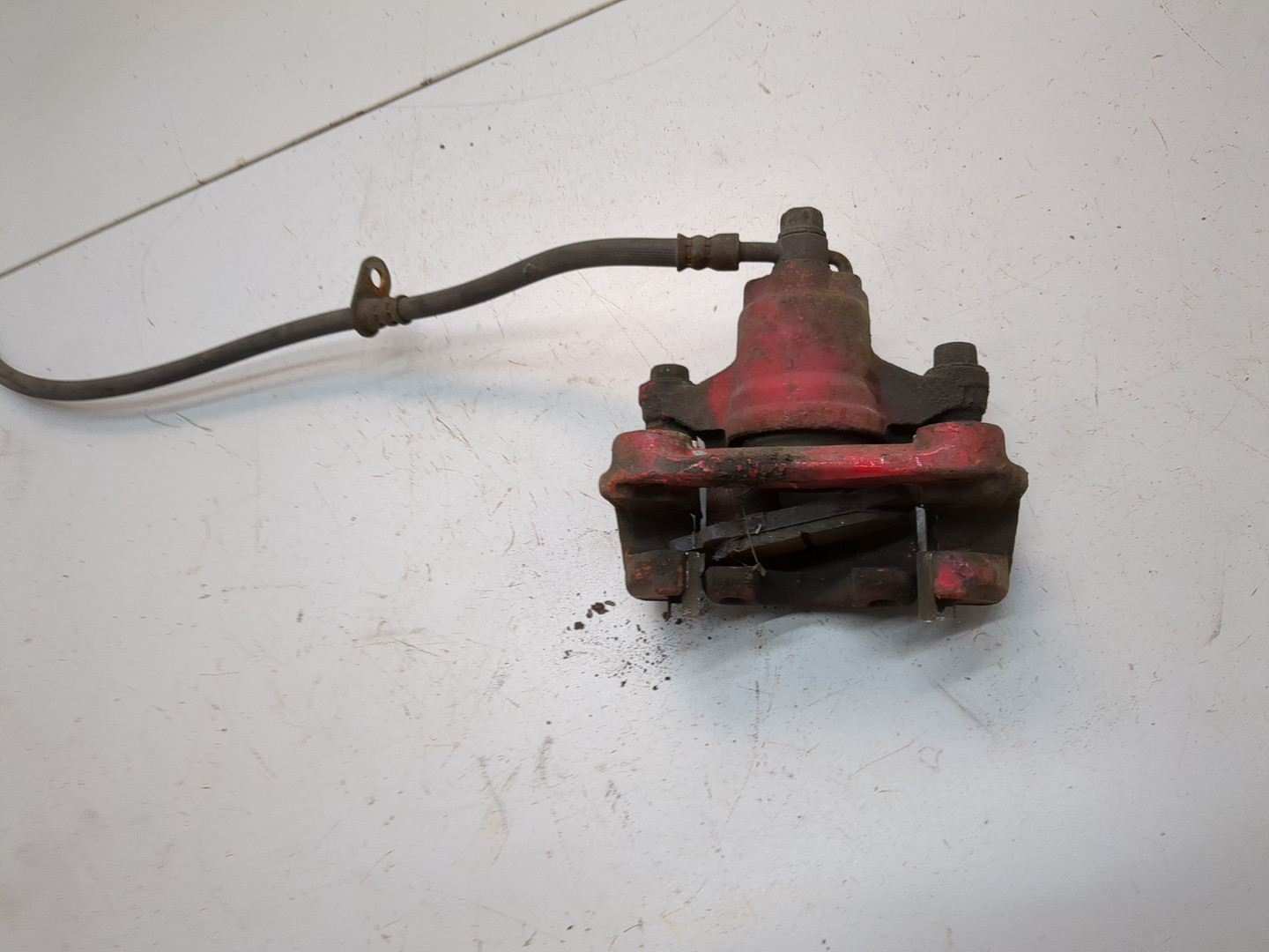 Суппорт задний правый