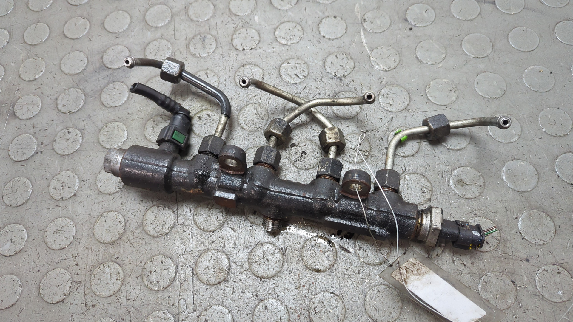 Рейка топливная (рампа)