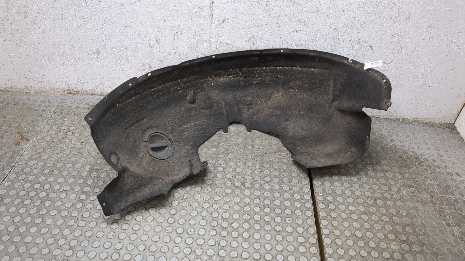 Локер передний левый