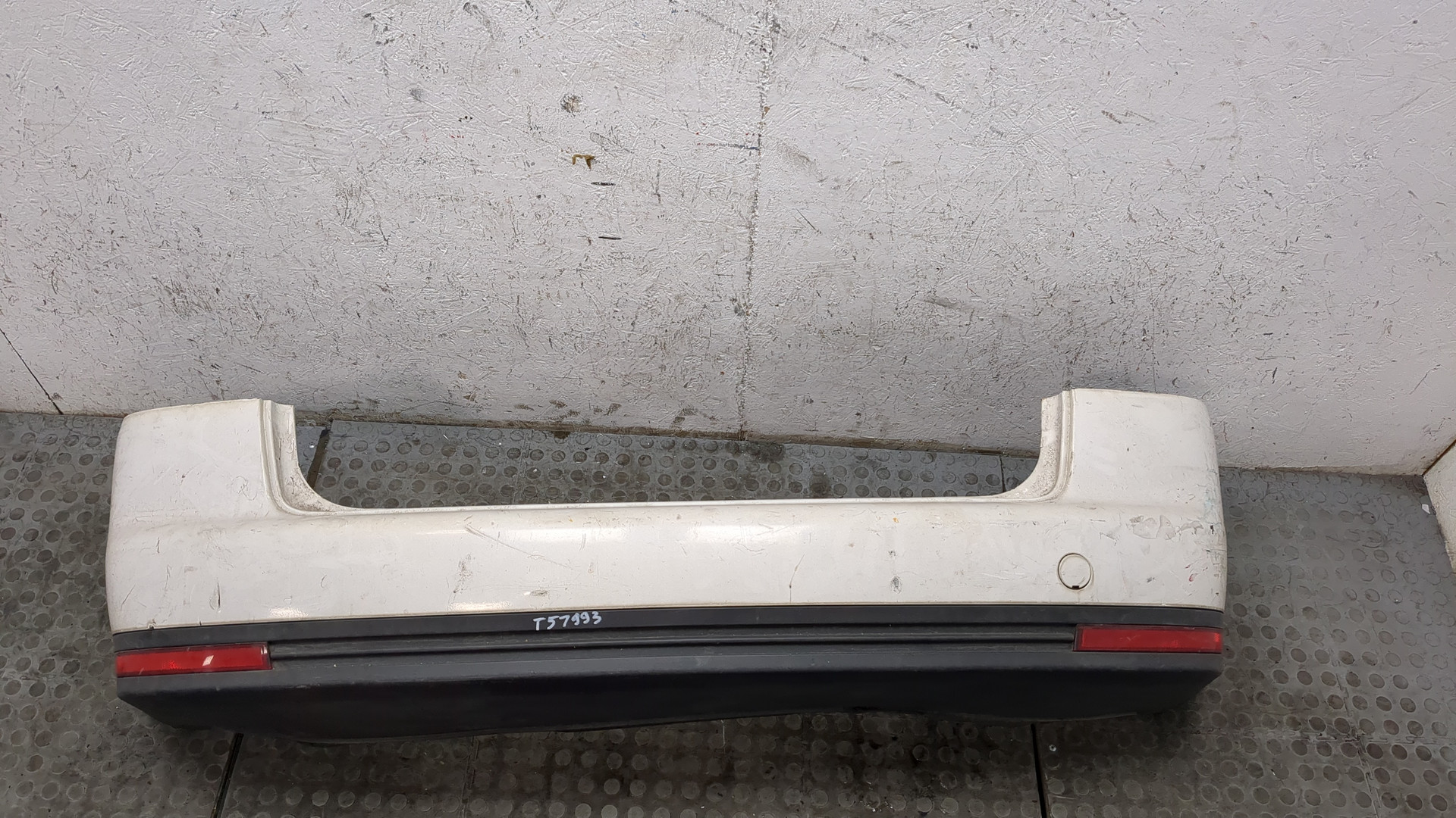 Бампер задний