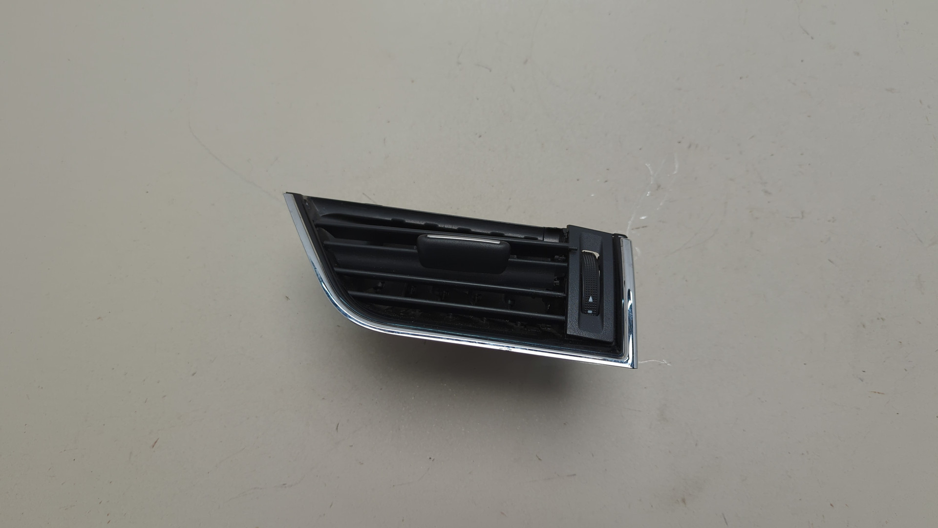 Дефлектор воздушный