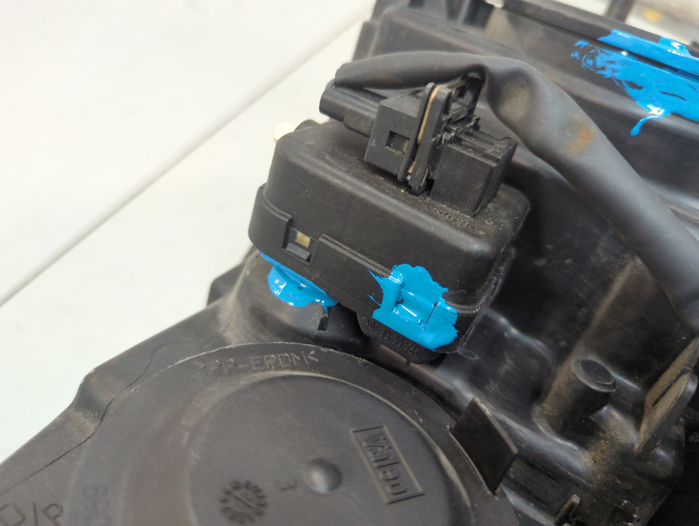 Фара правая