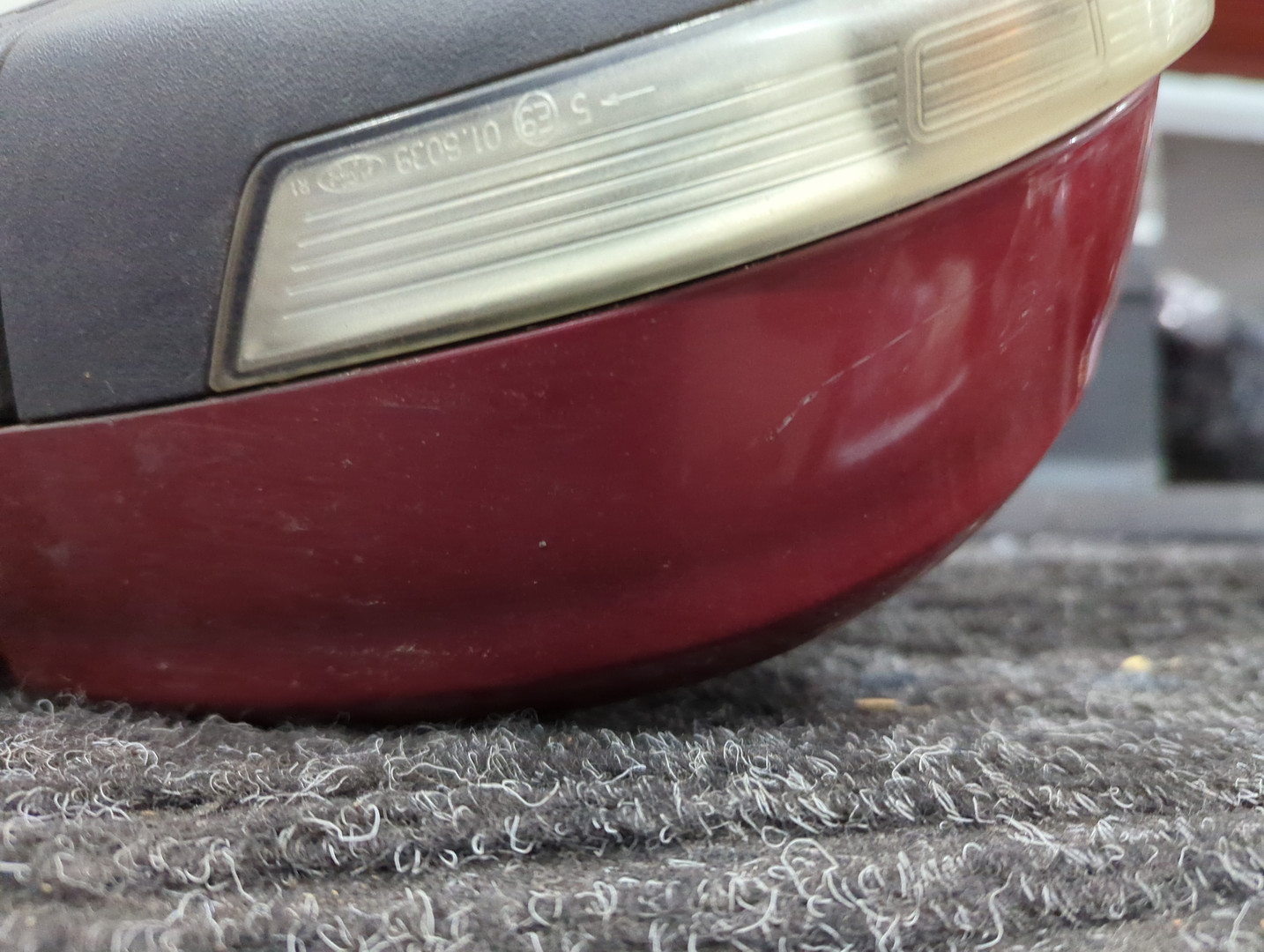 Зеркало правое электрическое