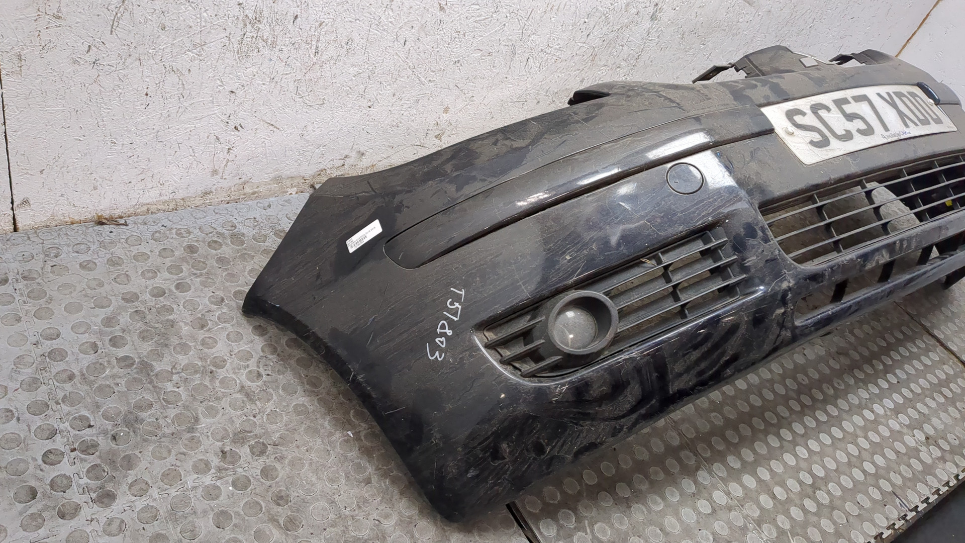 Бампер передний