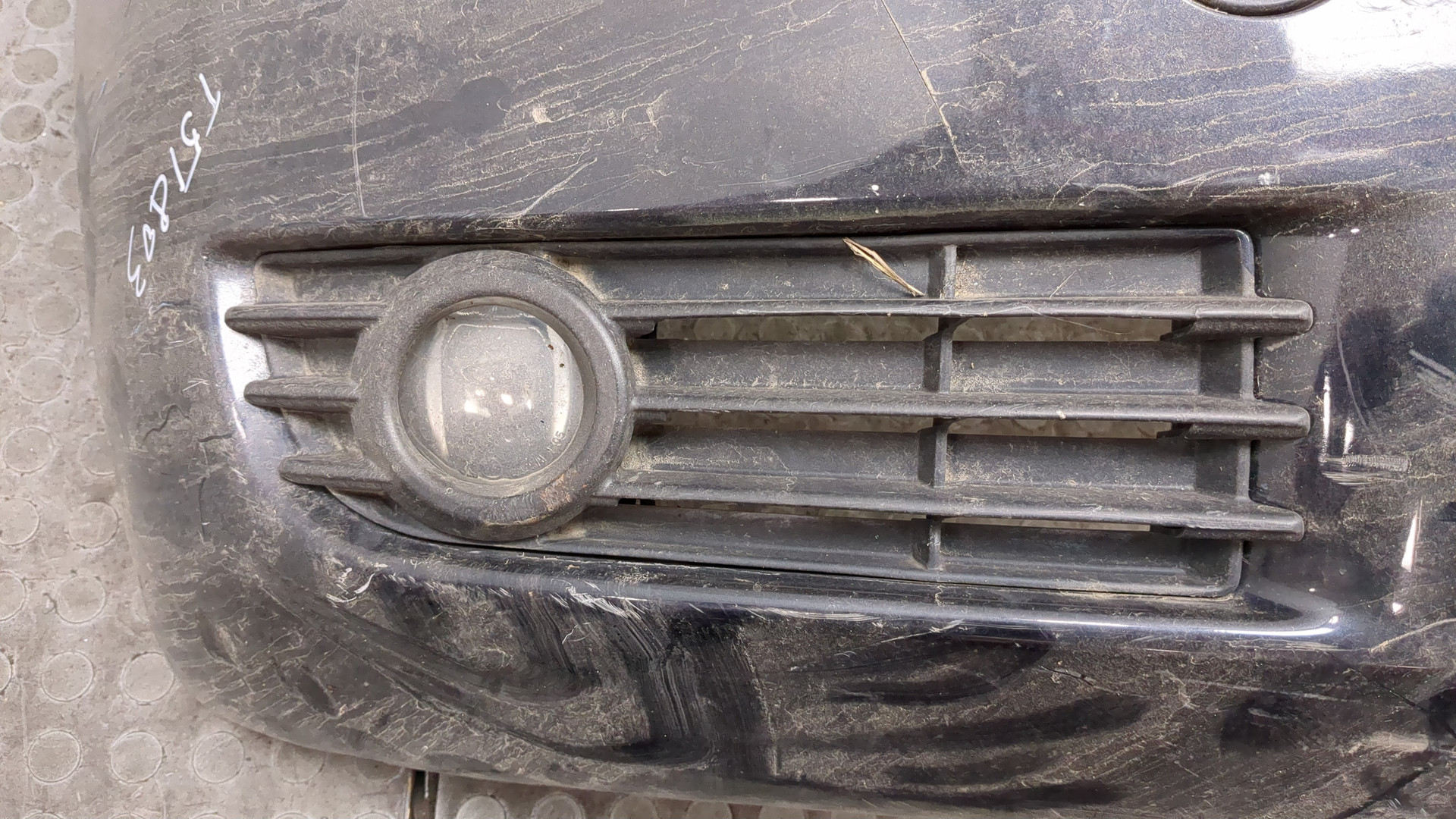 Бампер передний