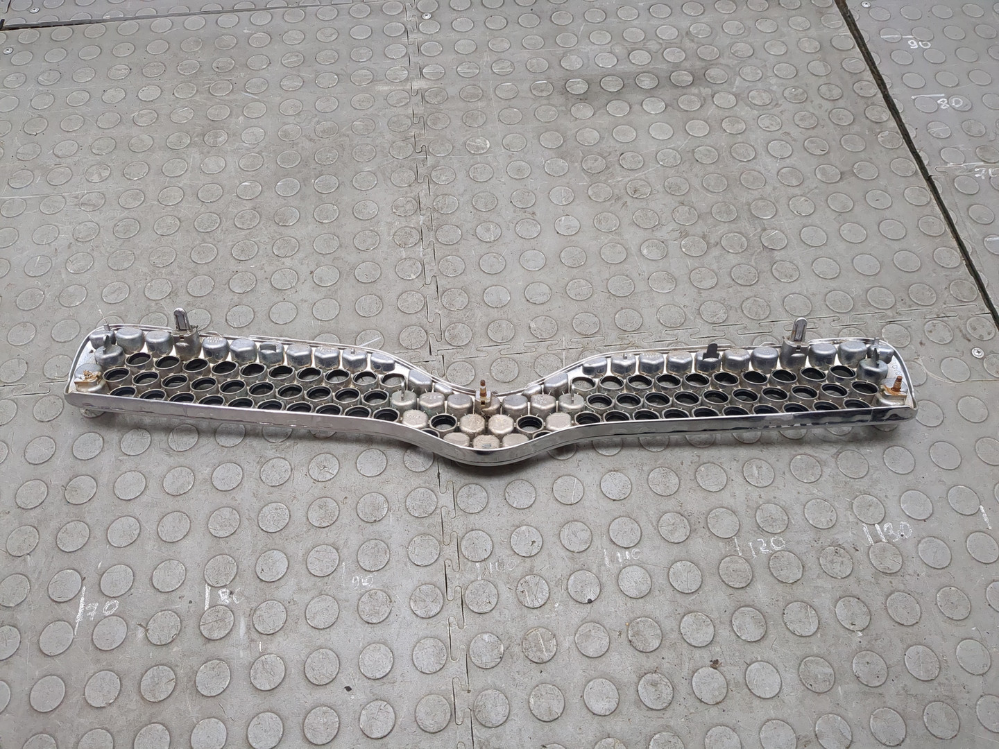 Решетка радиатора