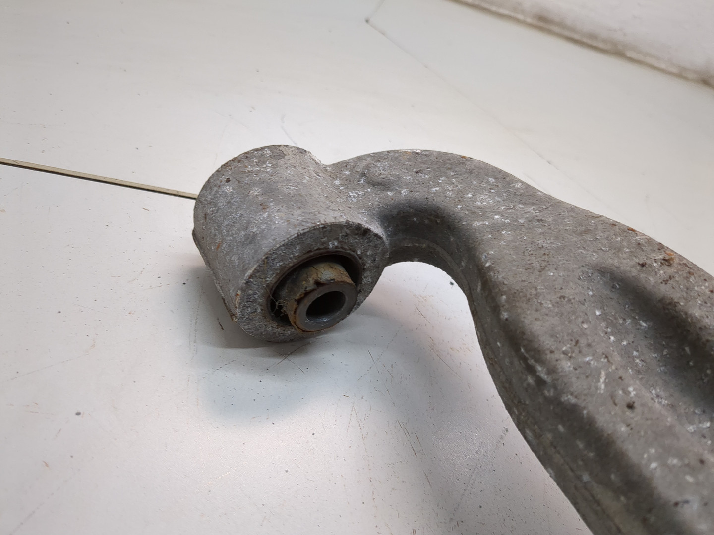 Рычаг задний правый