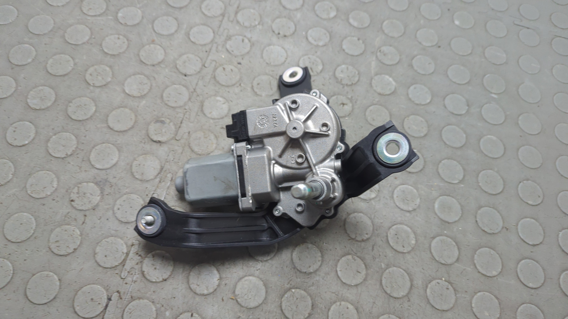 Моторчик стеклоочистителя задний