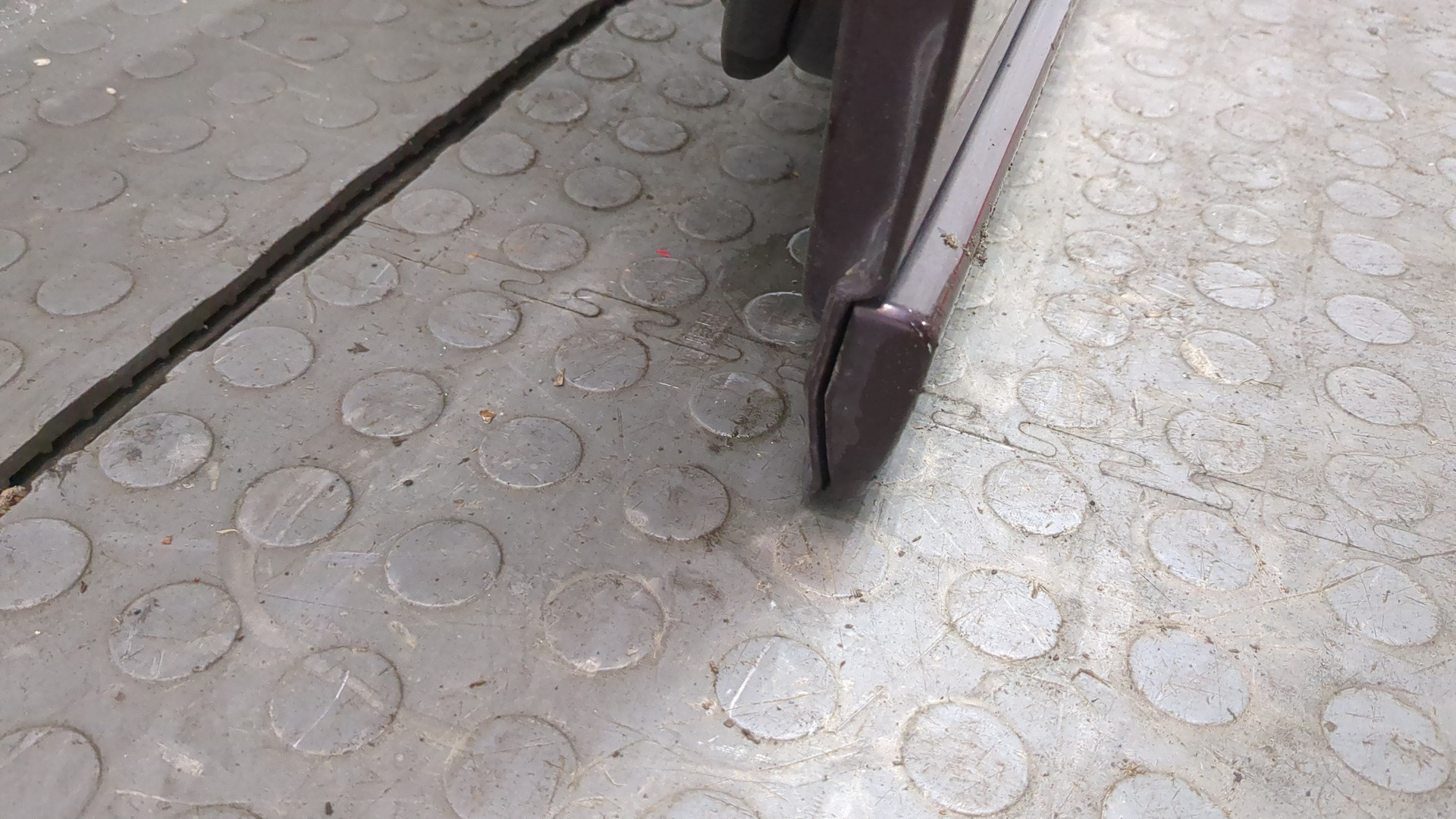 Дверь задняя правая