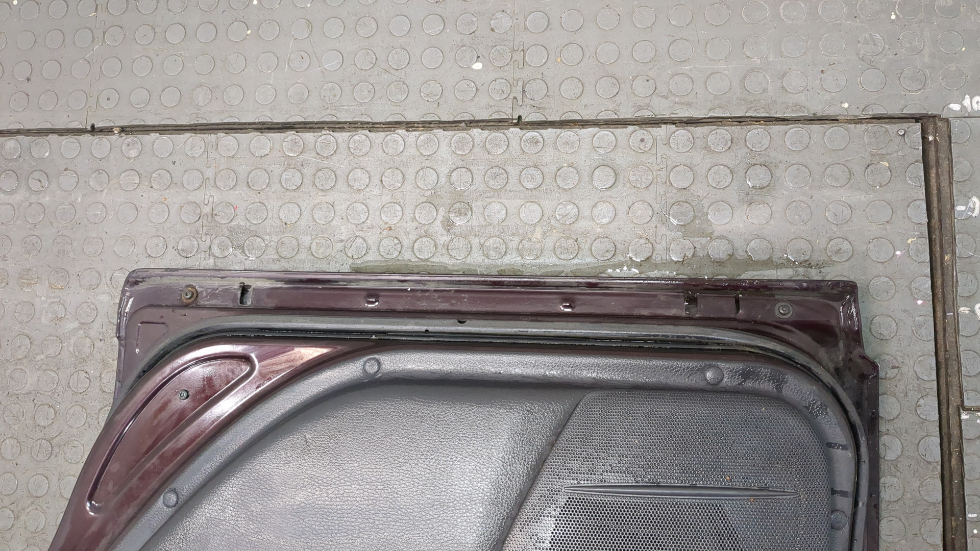 Дверь задняя правая