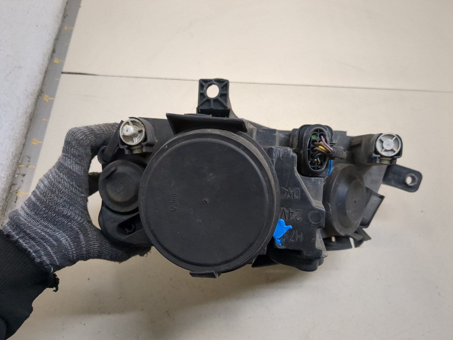 Фара правая