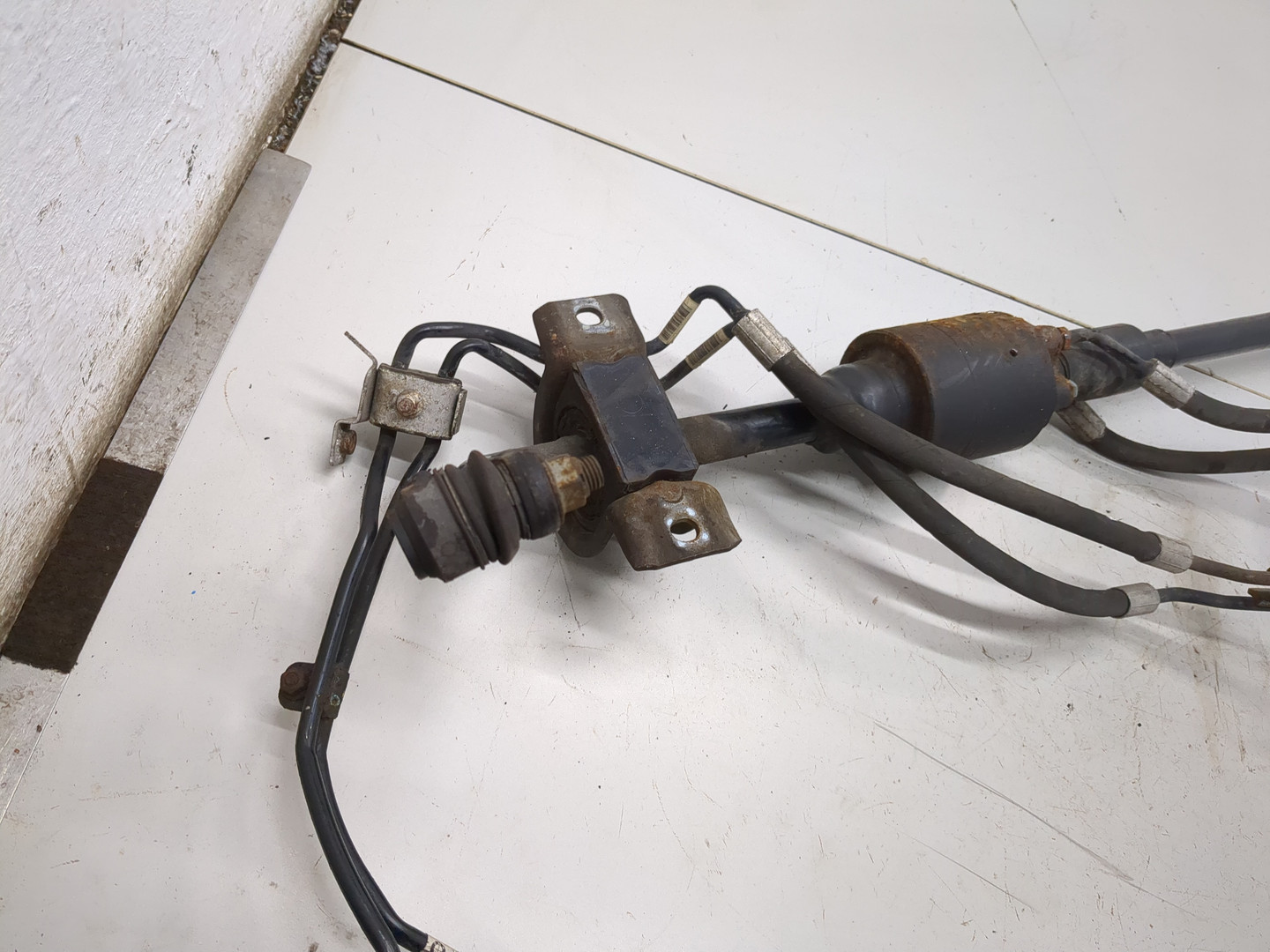 Стабилизатор задний