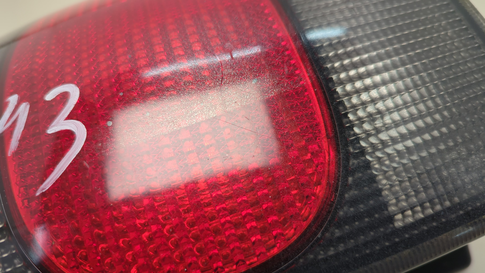 Фонарь задний правый