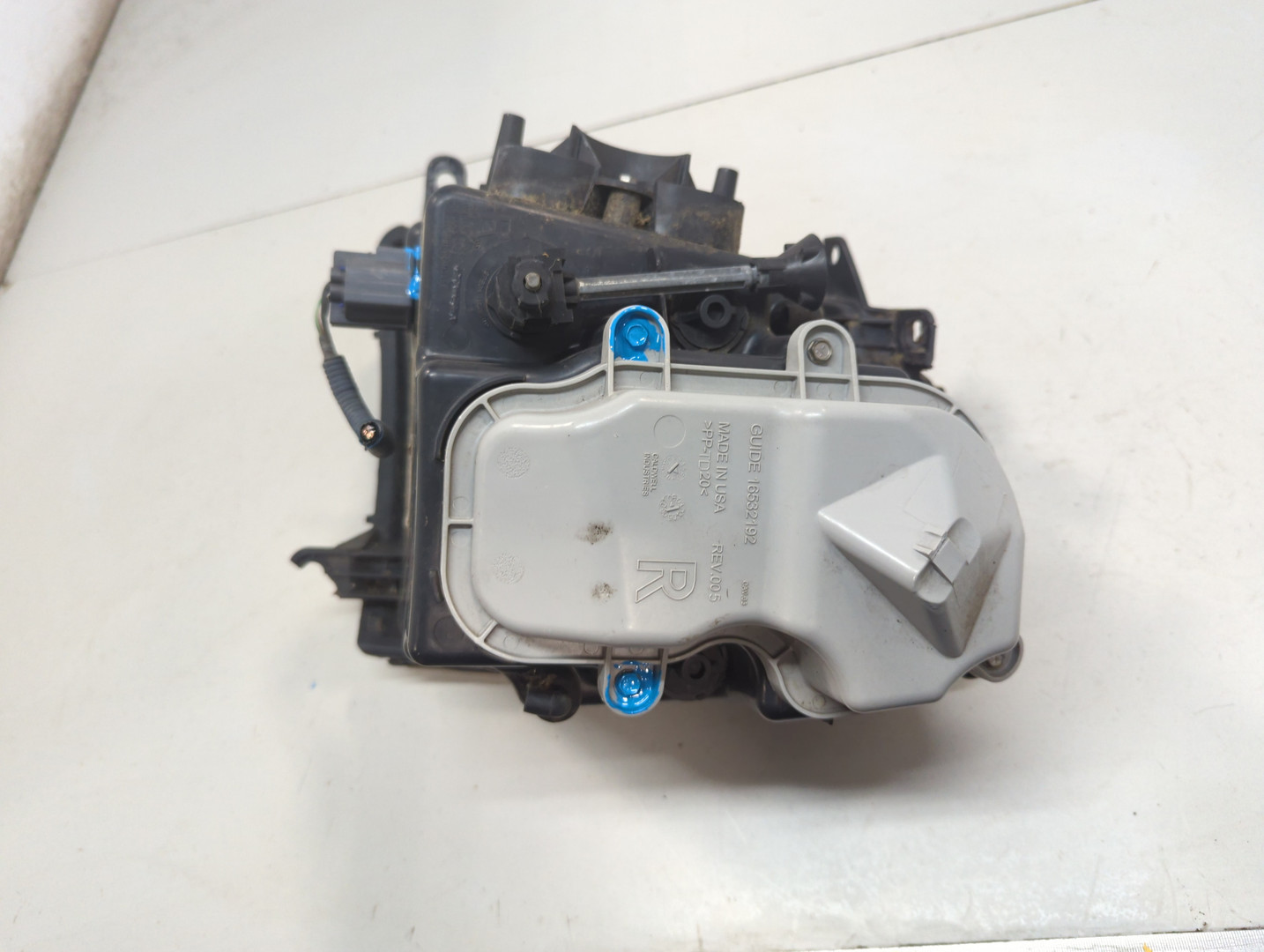 Фара правая