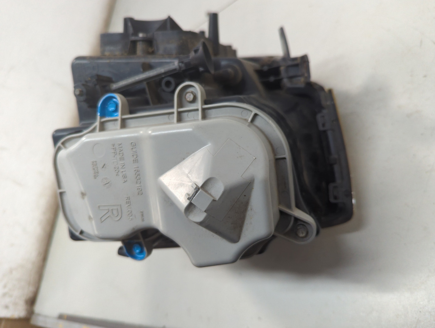 Фара правая