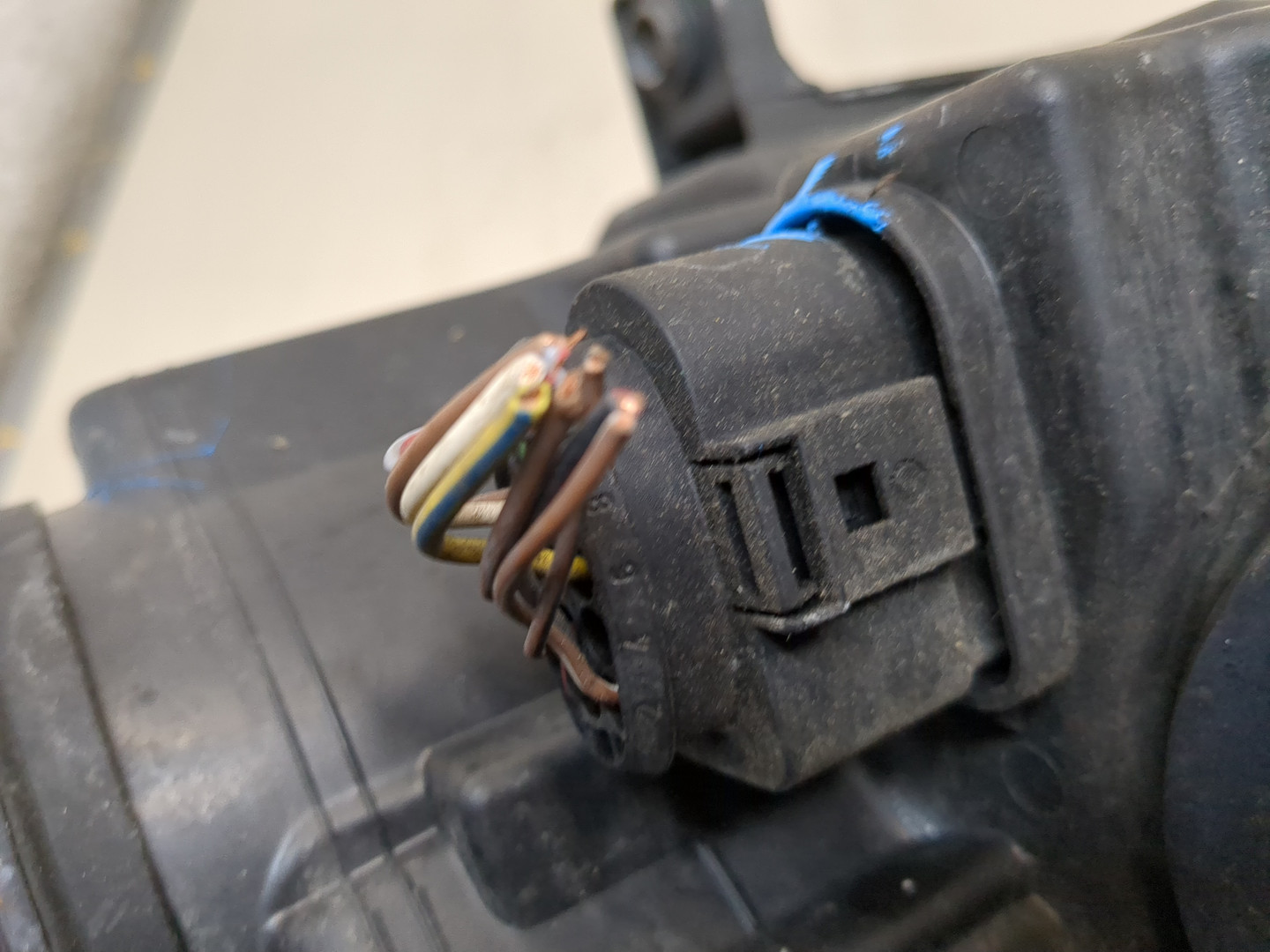 Фара правая