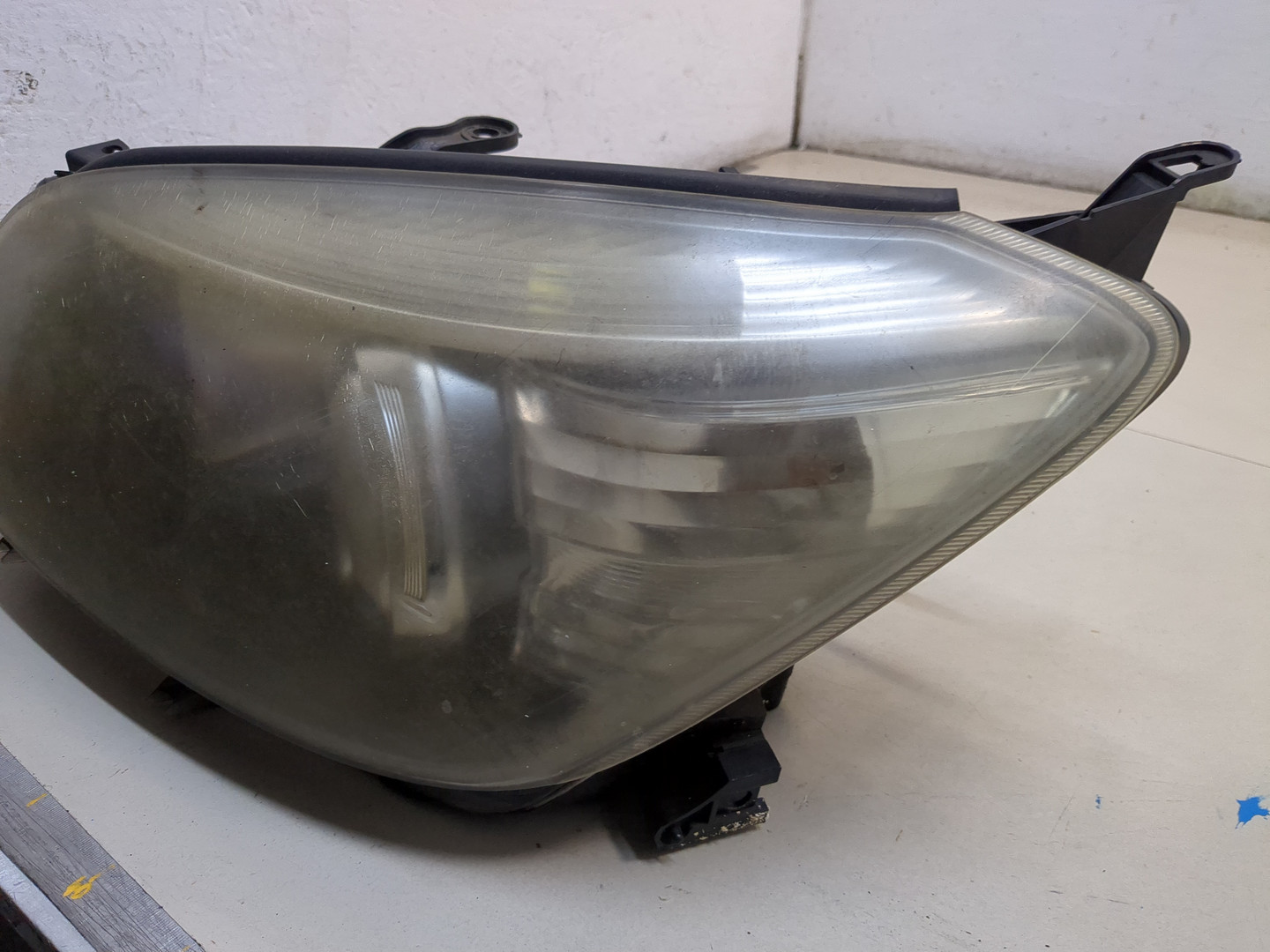 Фара левая