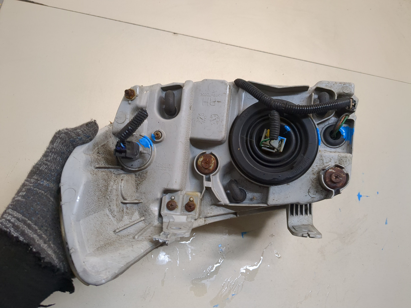 Фара правая