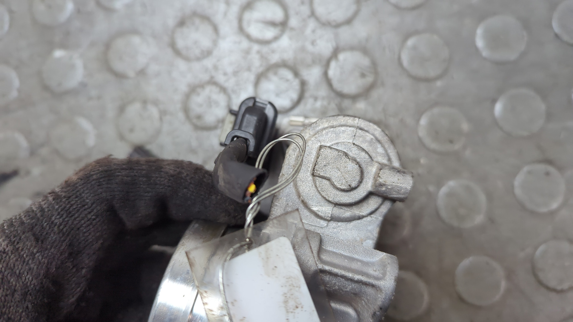 Заслонка дроссельная электрическая