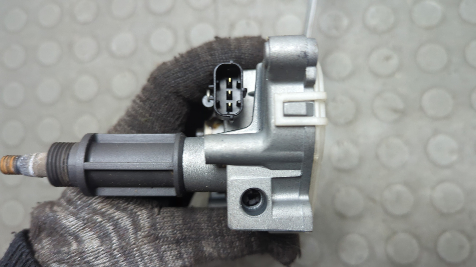 Моторчик стеклоочистителя задний