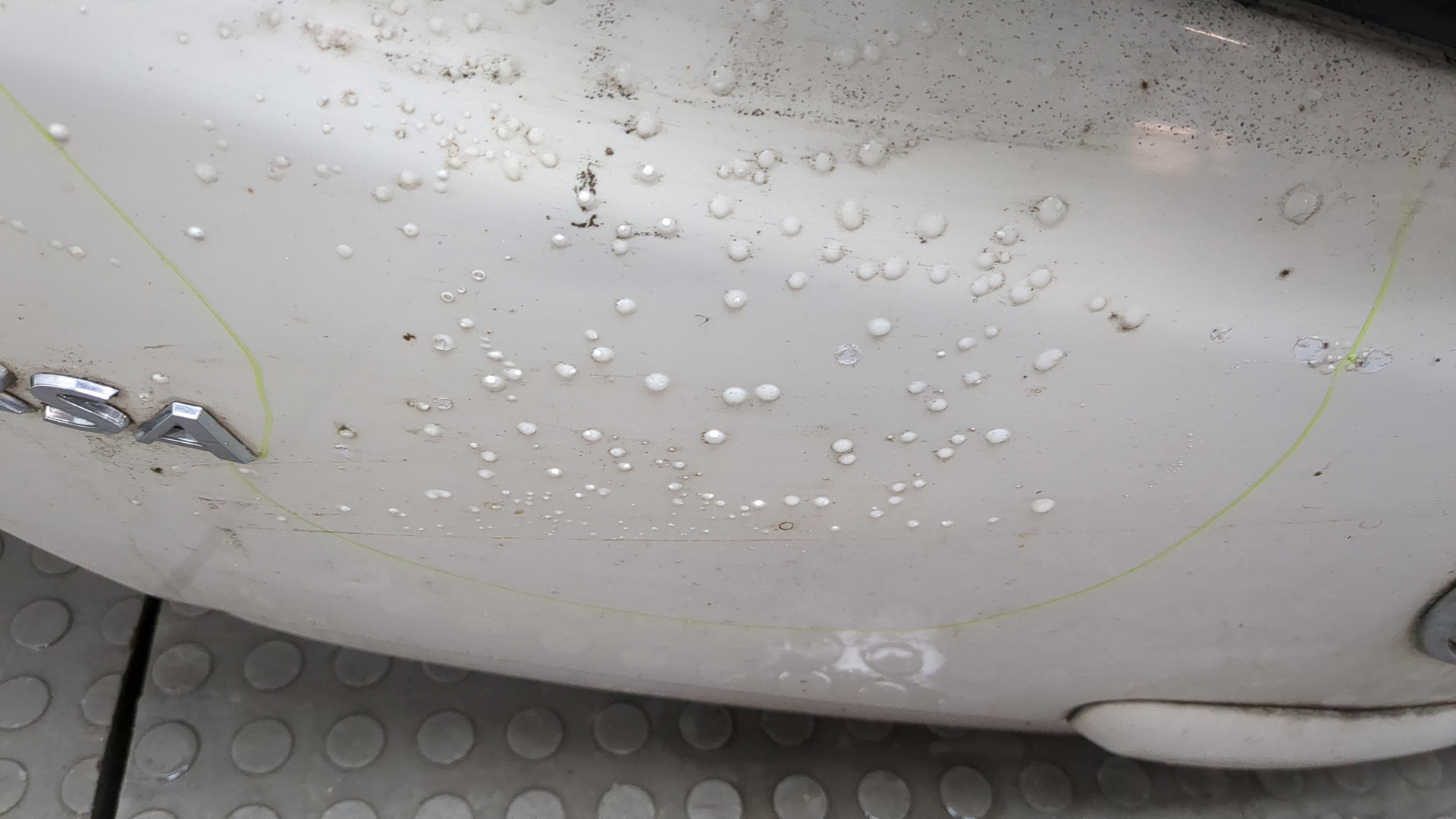 Дверь багажника