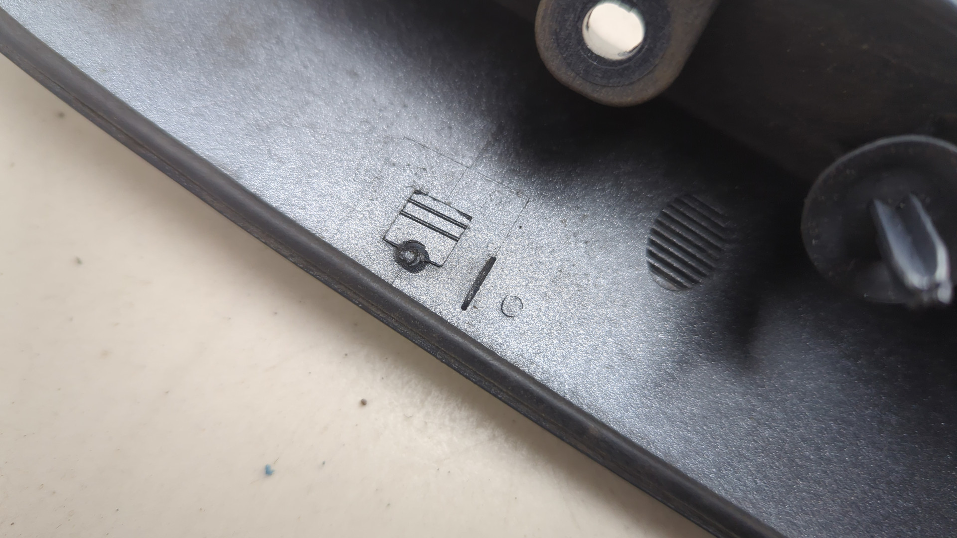 Фонарь подсветки номера