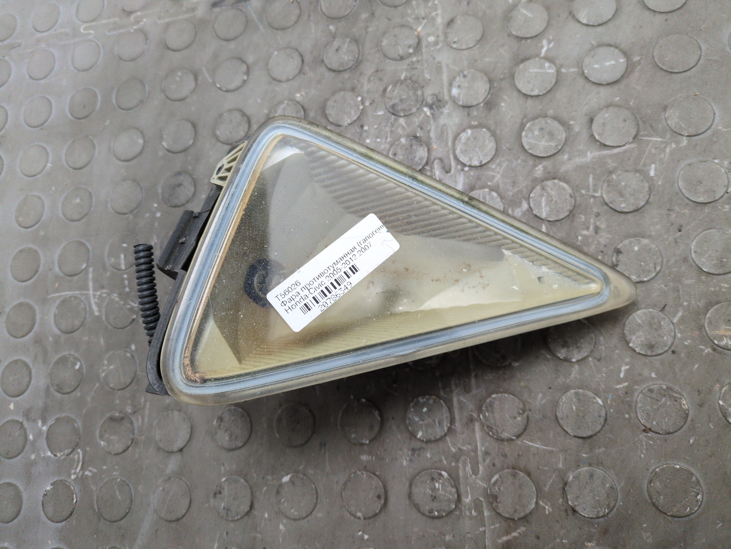 Фара противотуманная правая