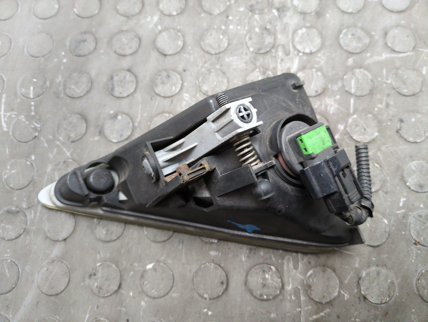 Фара противотуманная правая