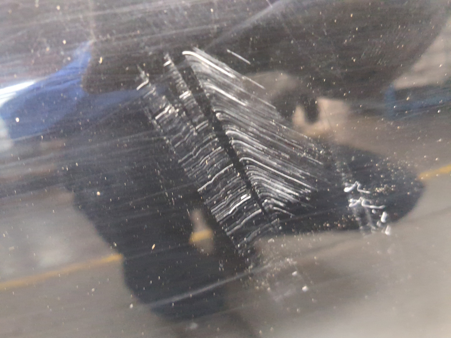 Дверь передняя левая