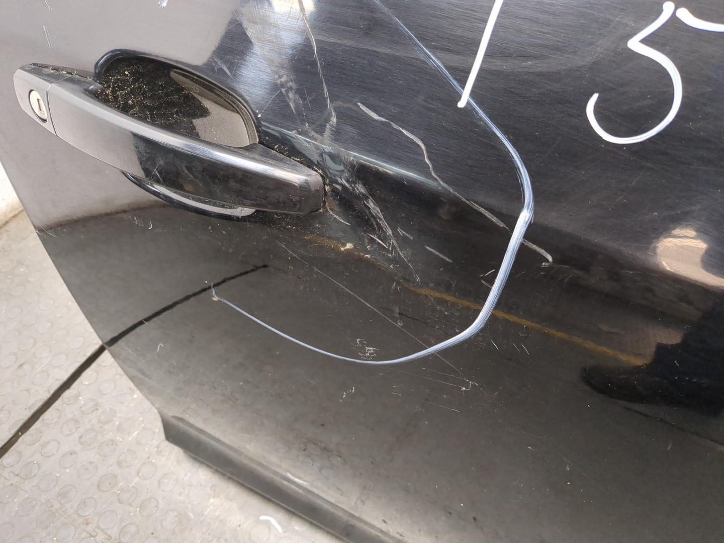 Дверь передняя правая