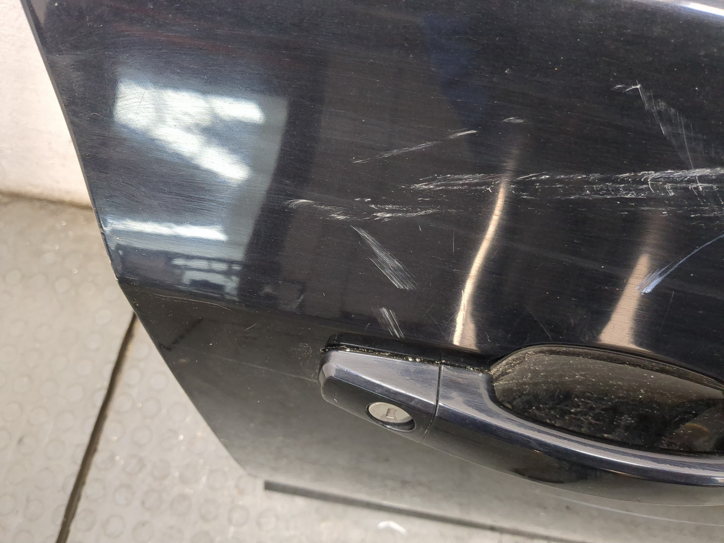 Дверь передняя правая