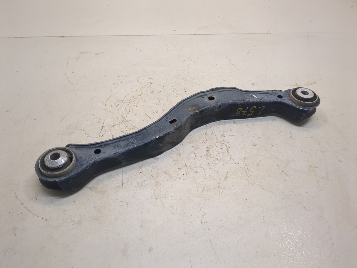 Рычаг задний