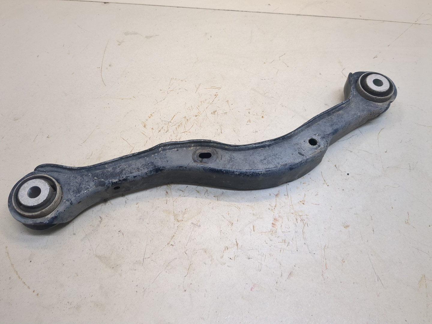 Рычаг задний