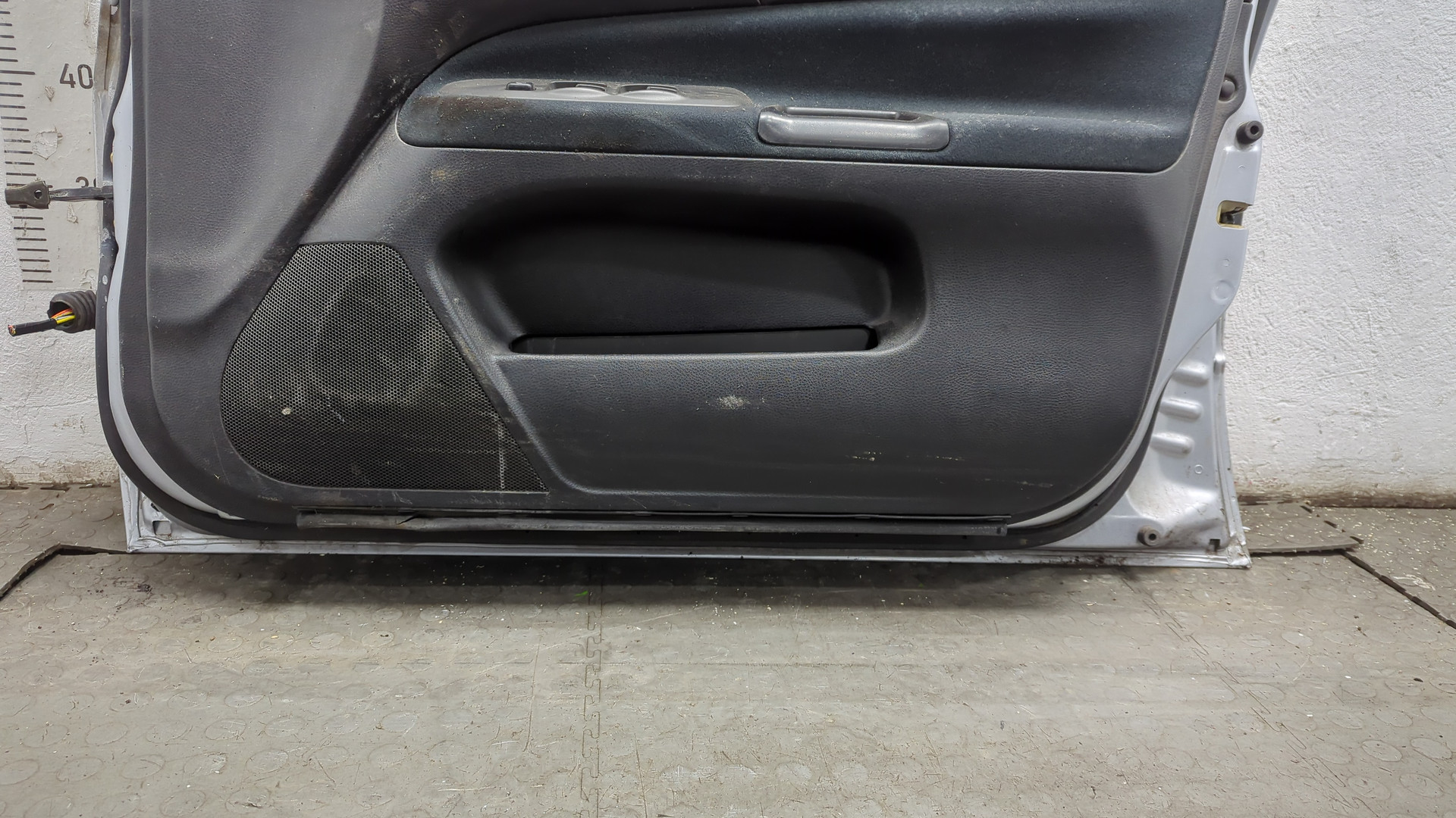 Дверь передняя правая