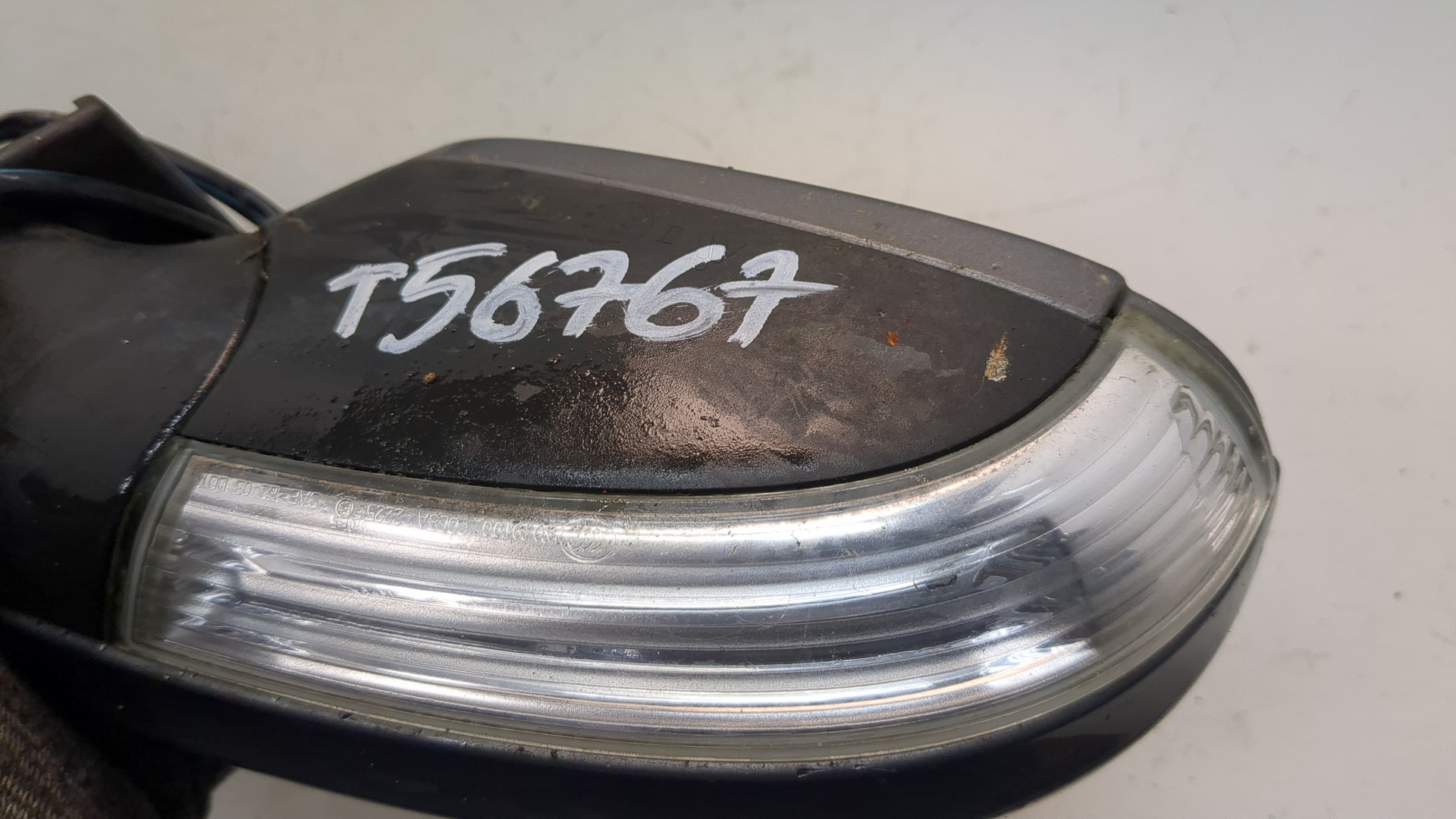 Зеркало правое электрическое