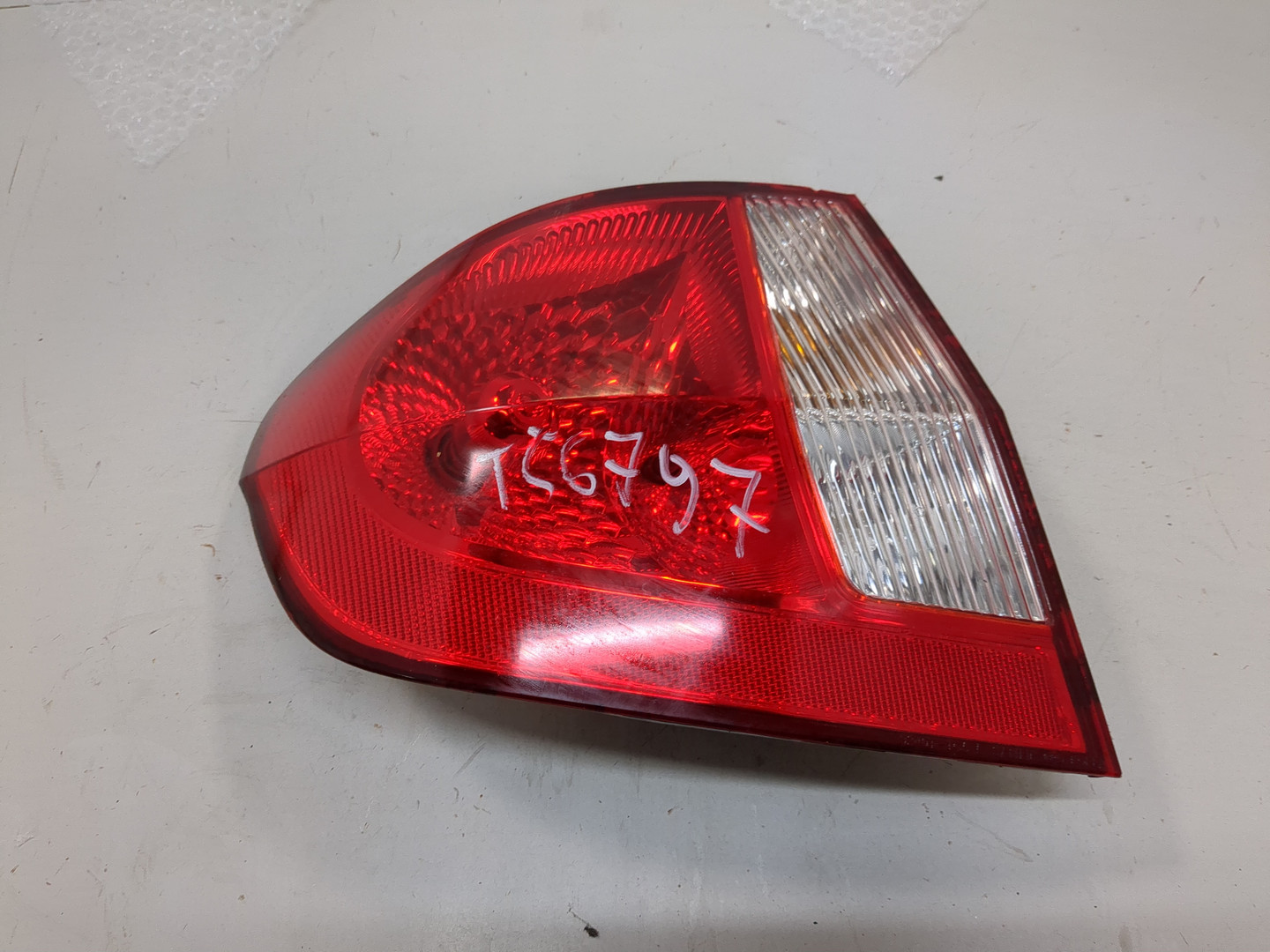 Фонарь задний левый