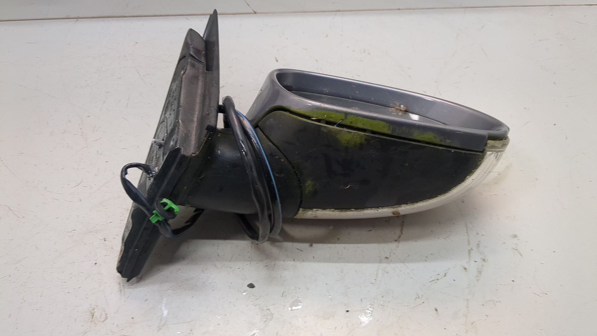 Зеркало правое электрическое