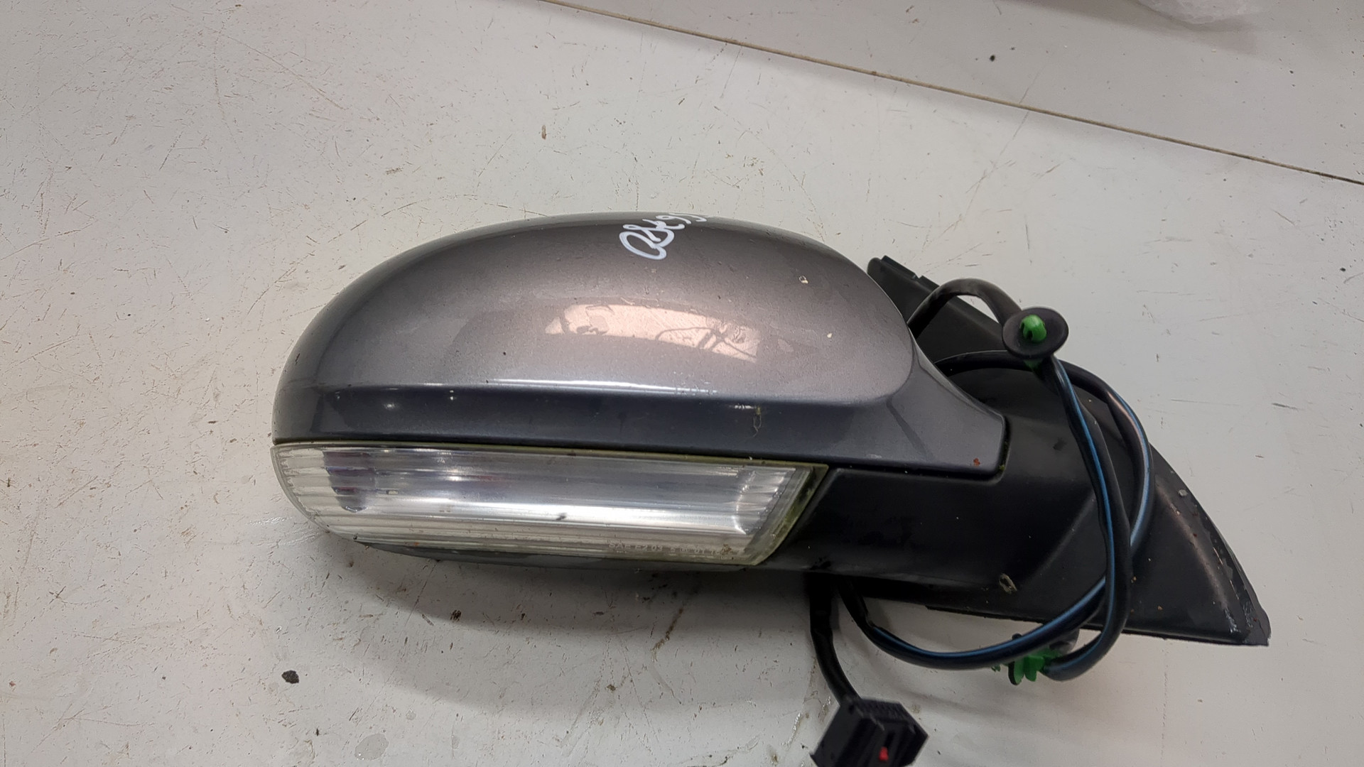 Зеркало правое электрическое