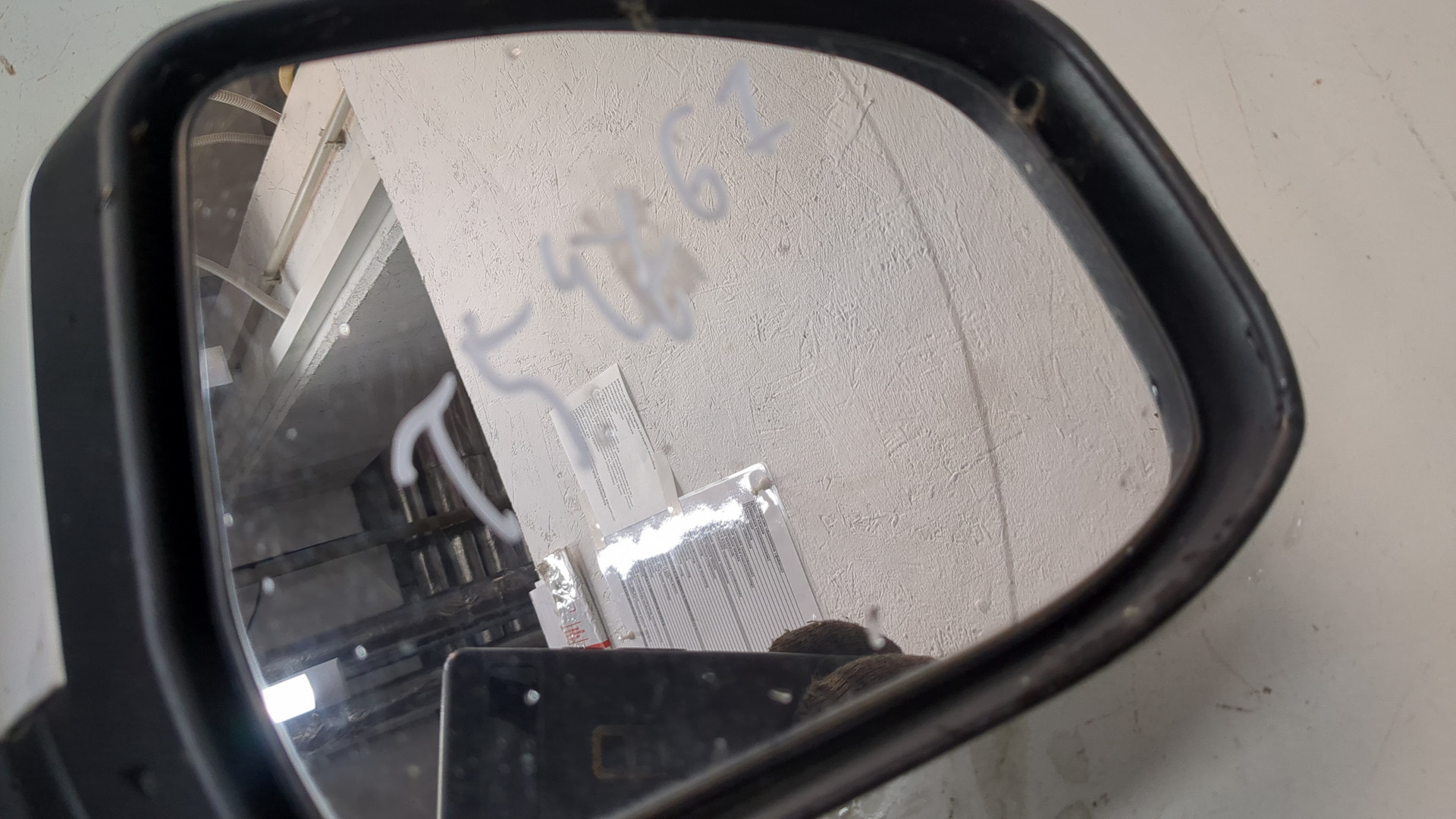 Зеркало правое электрическое