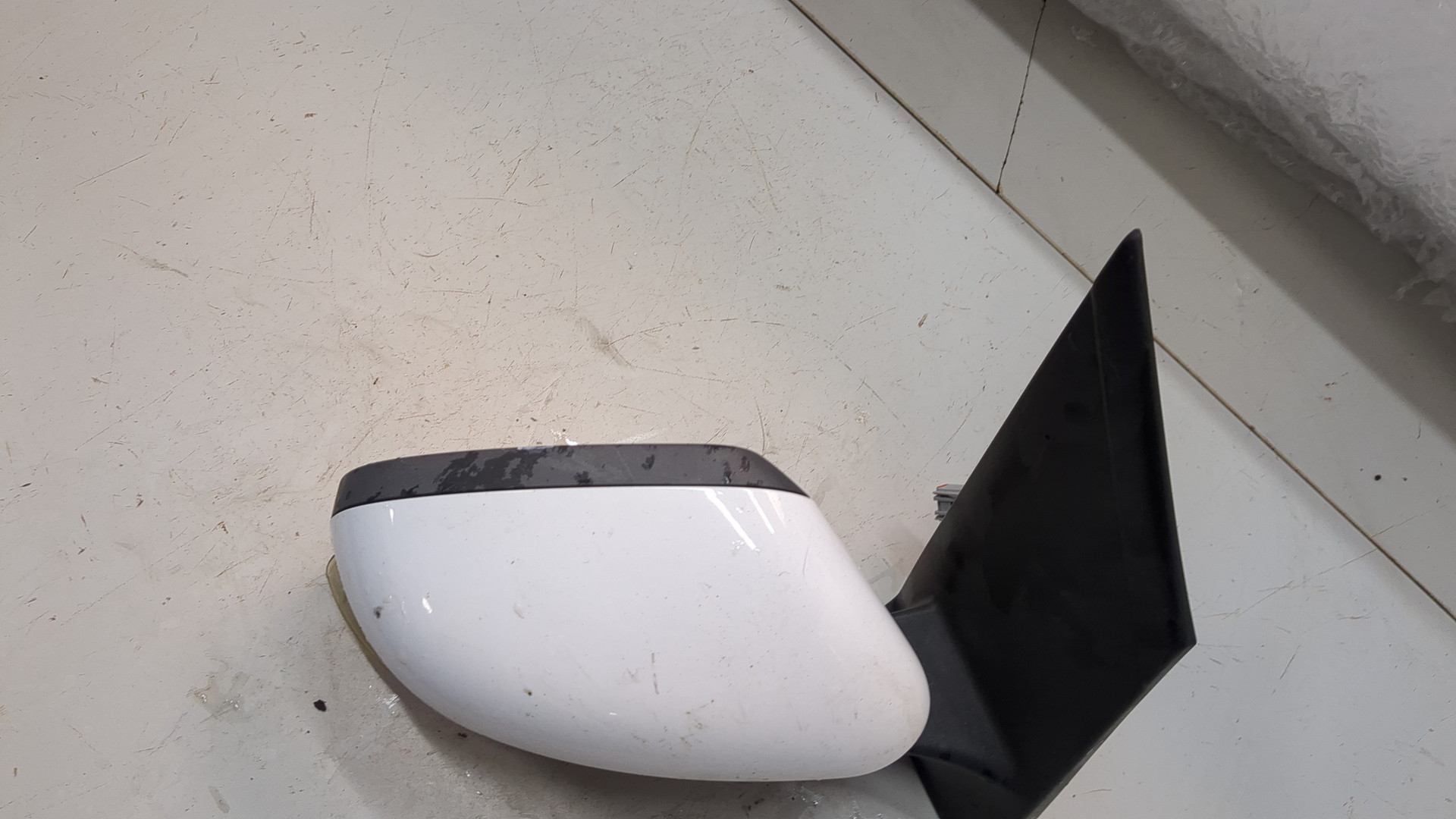 Зеркало правое электрическое