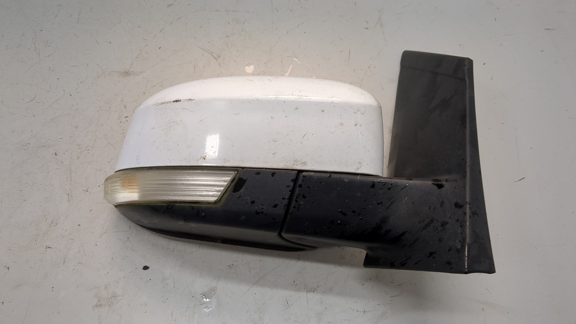 Зеркало правое электрическое