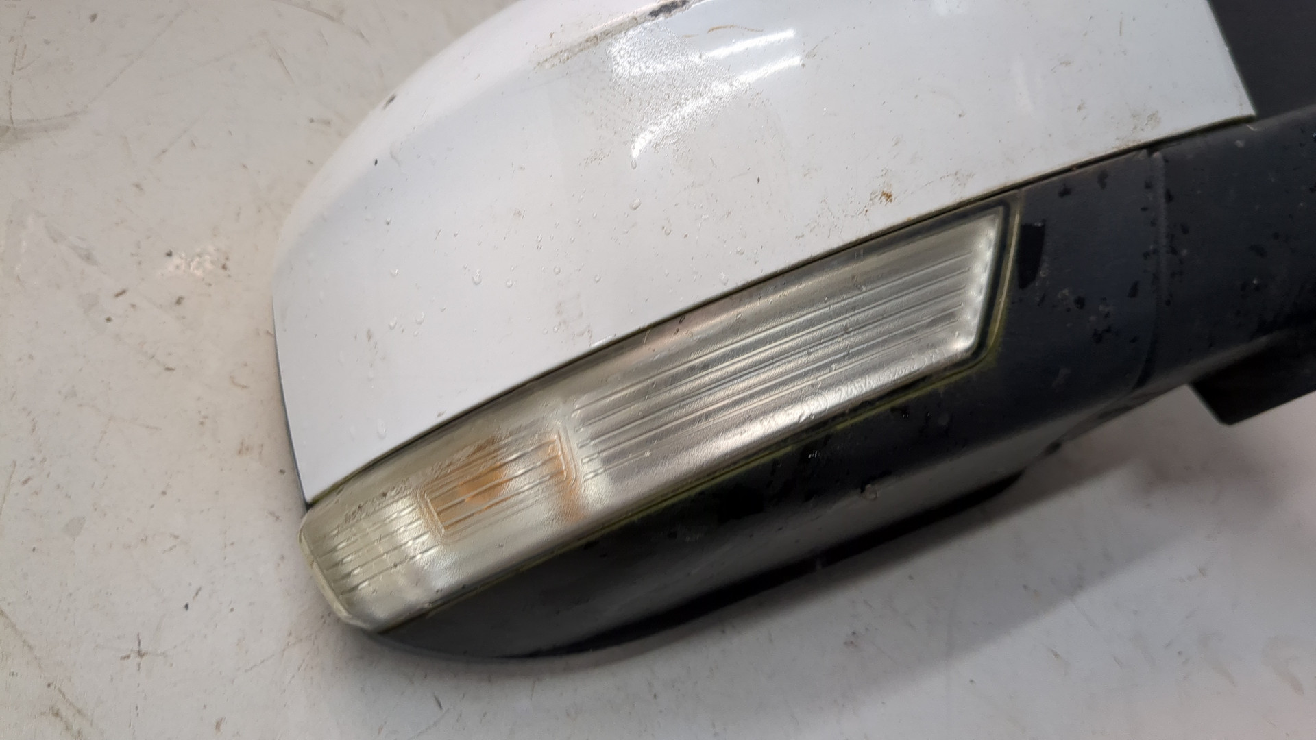 Зеркало правое электрическое