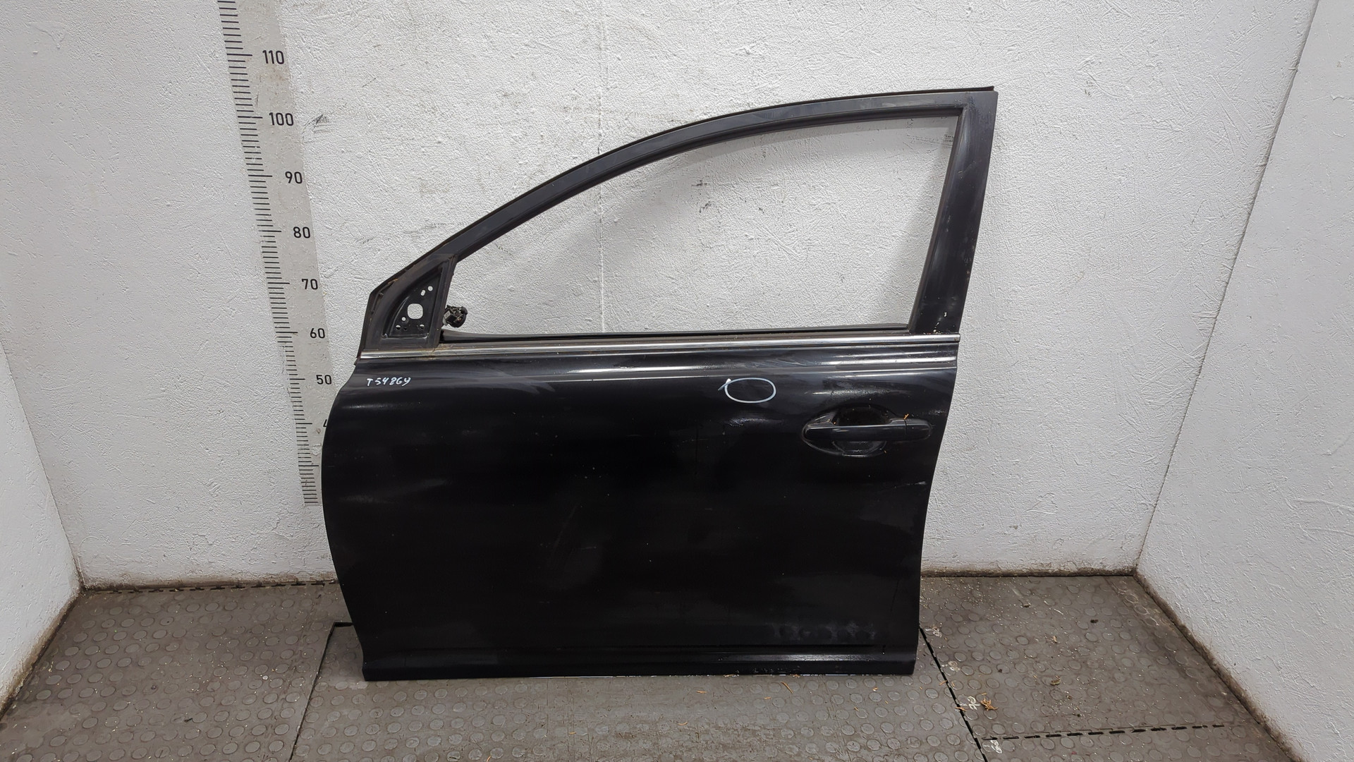 Дверь передняя левая